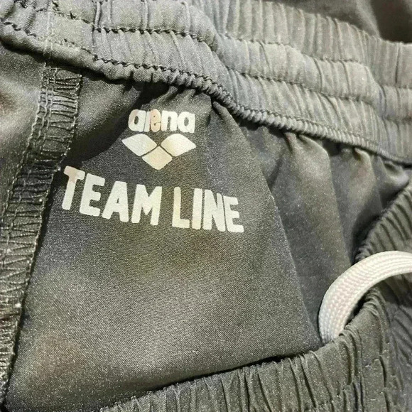 Arena Black Linerless Athletic Shorts Size M - Picture 3 of 4